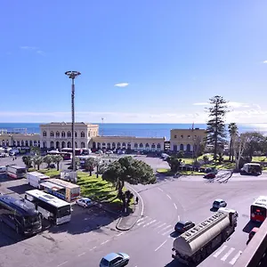 Bed & Breakfast Symposium, Aeroporto di Catania Fontana Rossa